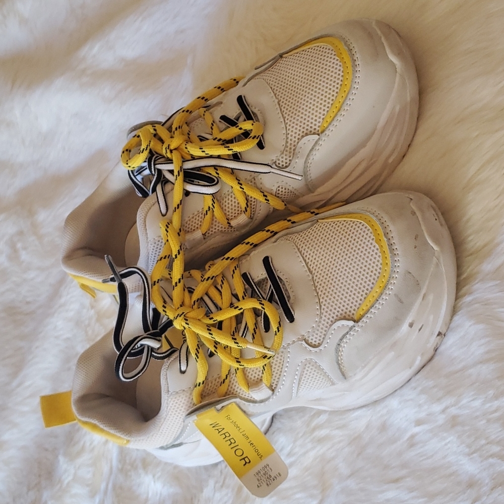 Warrior fashion platform sneakers